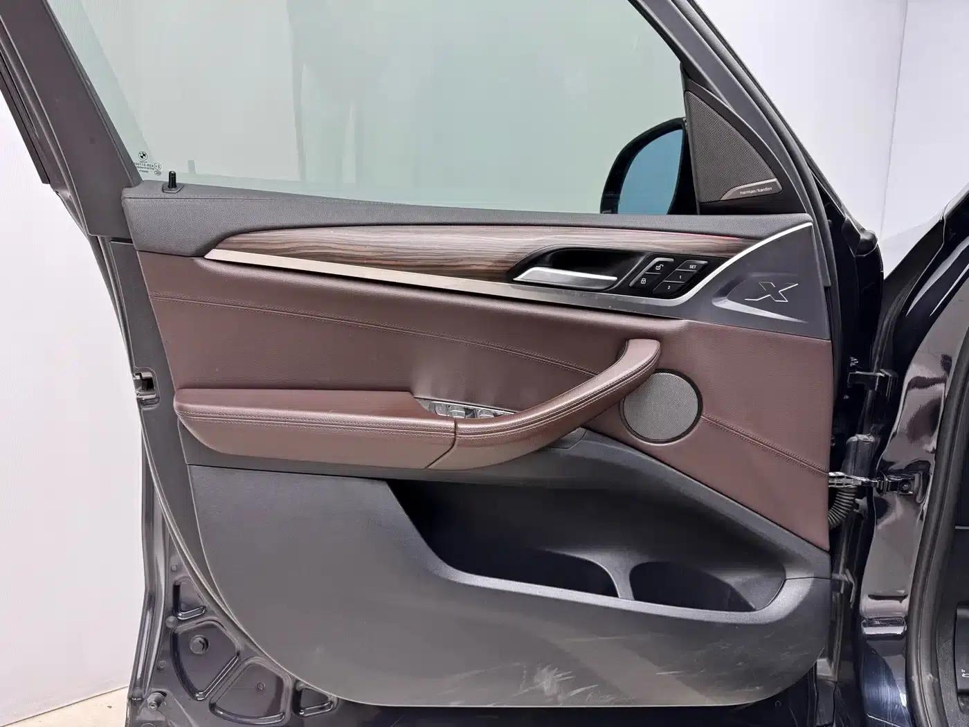 BMW X3 2020 xDrive28i M Sport Package — миниатюра 8