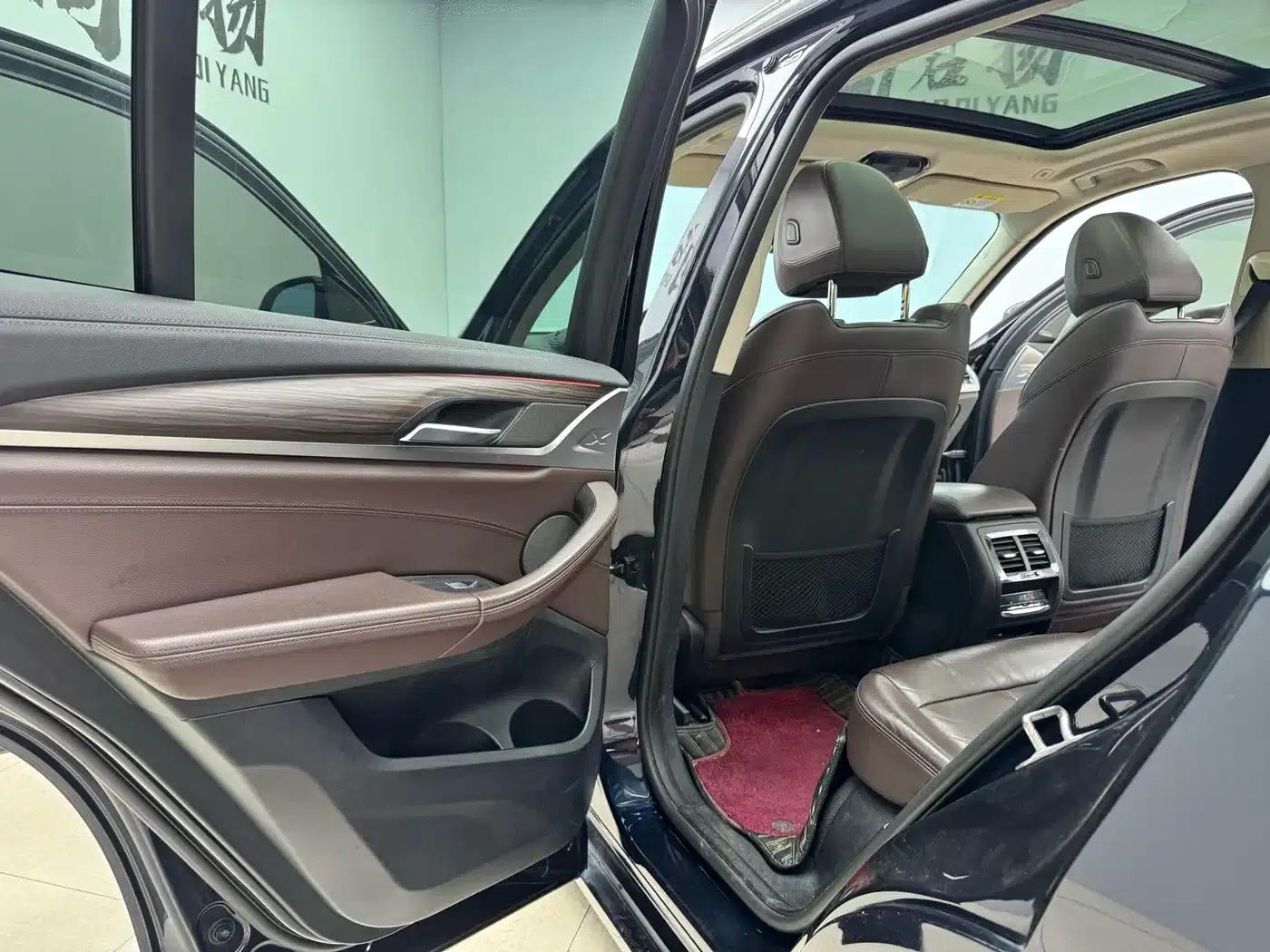 BMW X3 2020 xDrive28i M Sport Package — миниатюра 10