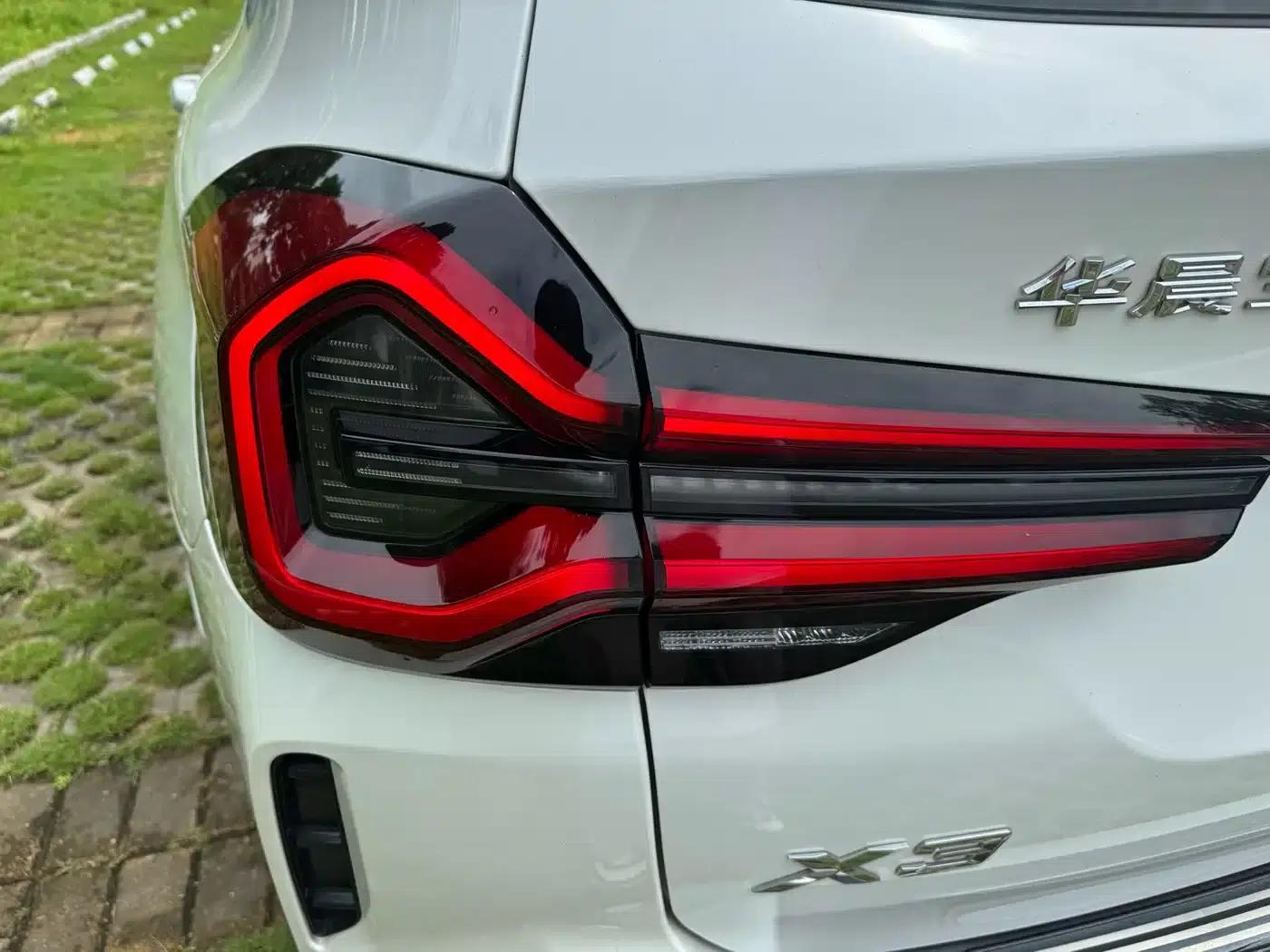 BMW X3 2023 xDrive30i Luxury M Sport Package — миниатюра 10