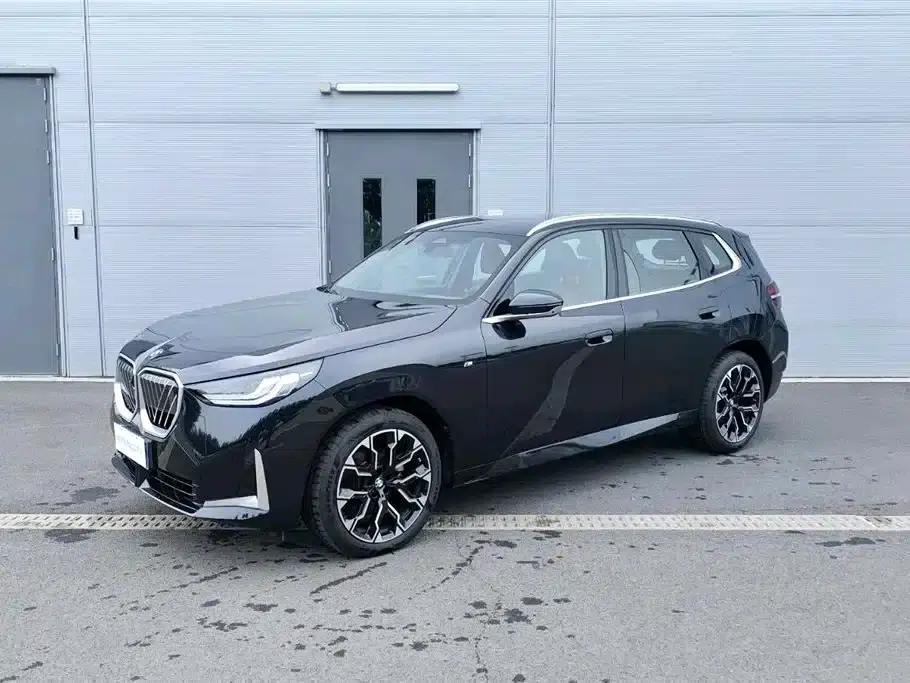 BMW X3 2025 xDrive30L Leading Edition M Sport Shadow Edition — миниатюра 1
