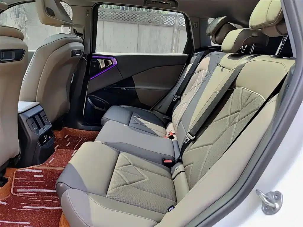 BMW X3 2026 xDrive30L Leading Edition M Sport Shadow Edition — миниатюра 8
