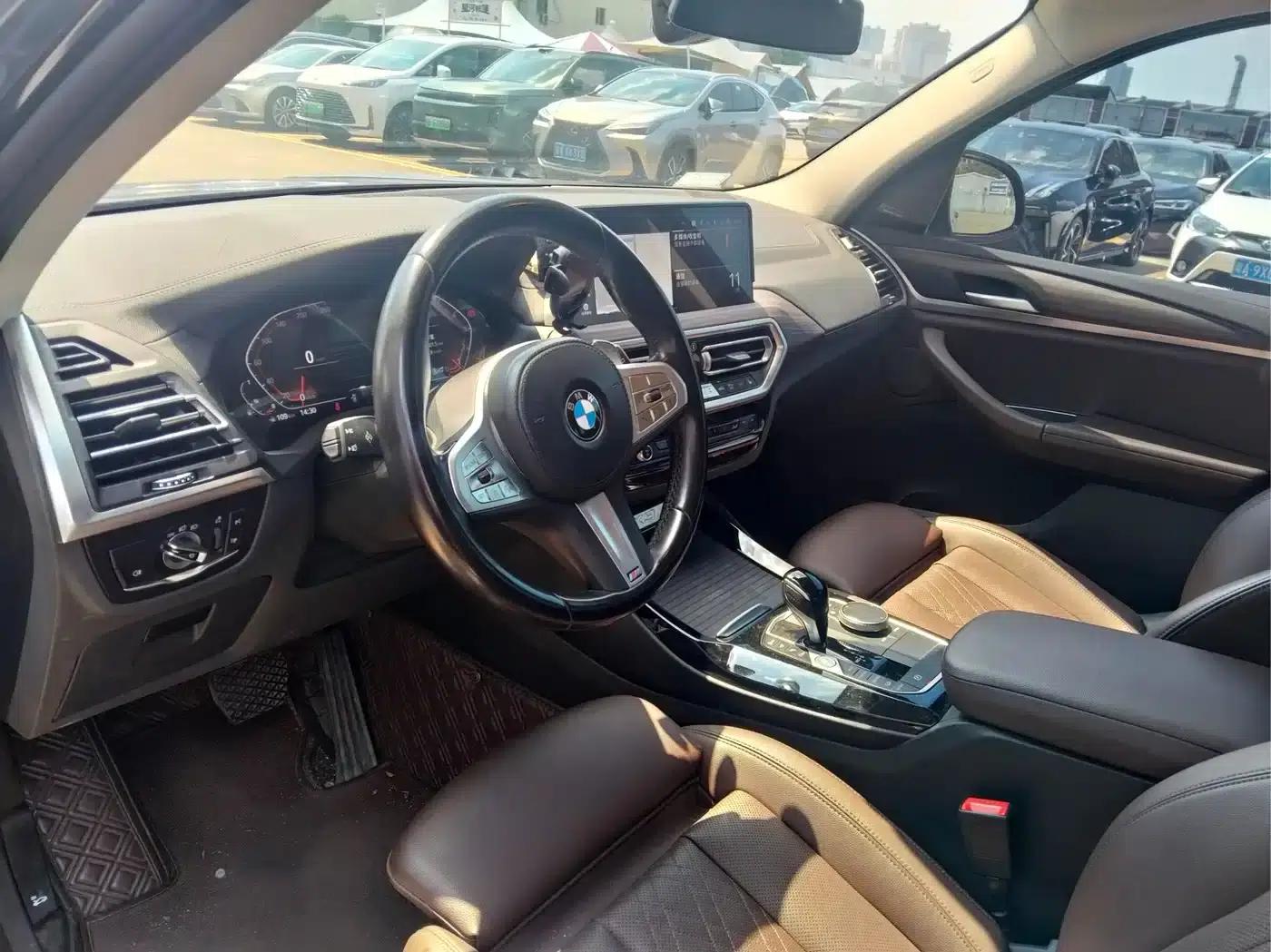 BMW X3 2022 xDrive30i Leading Edition M Sport Package — миниатюра 7