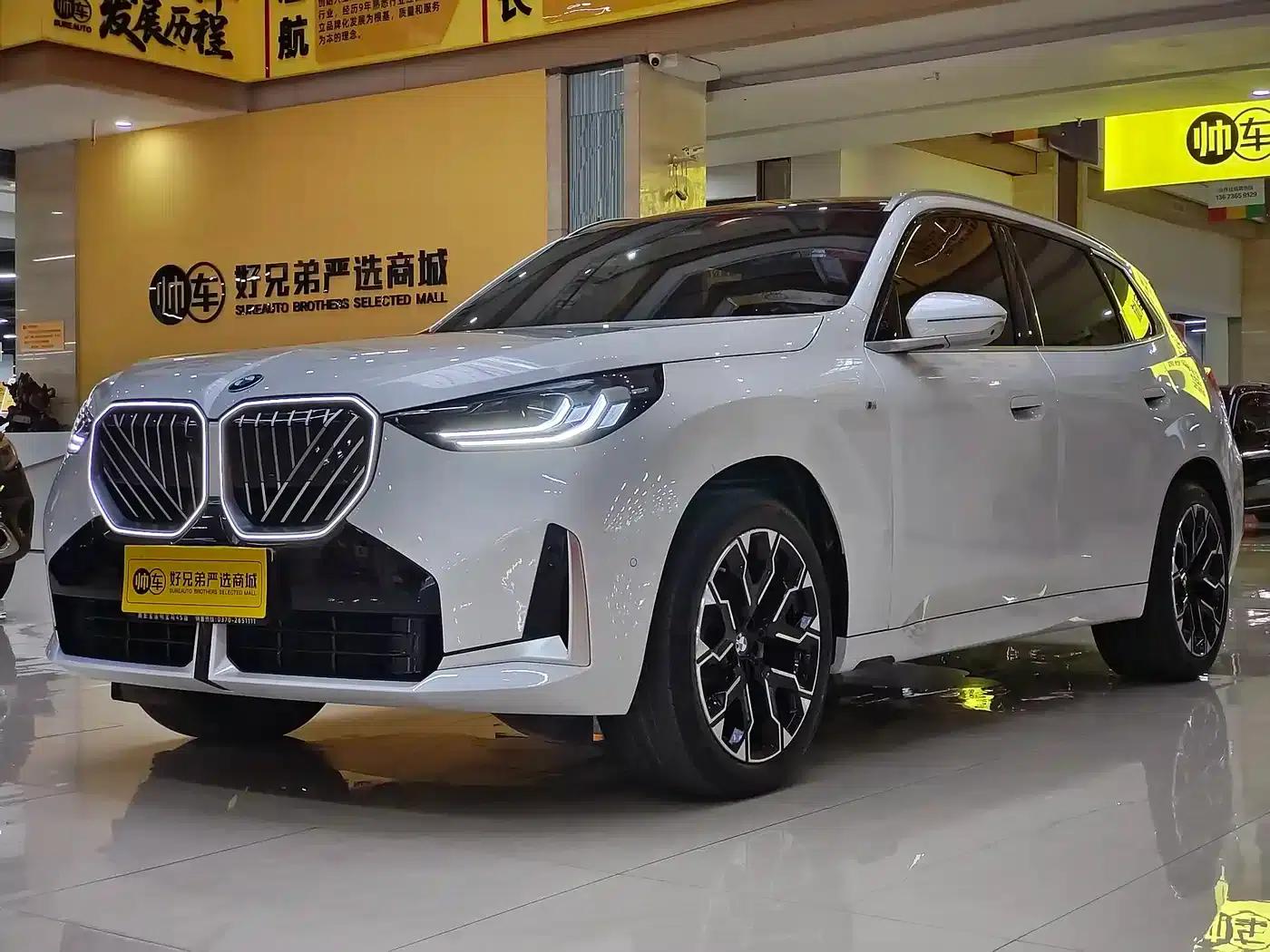BMW X3 2025 xDrive30L Leading Edition M Sport Package — миниатюра 1