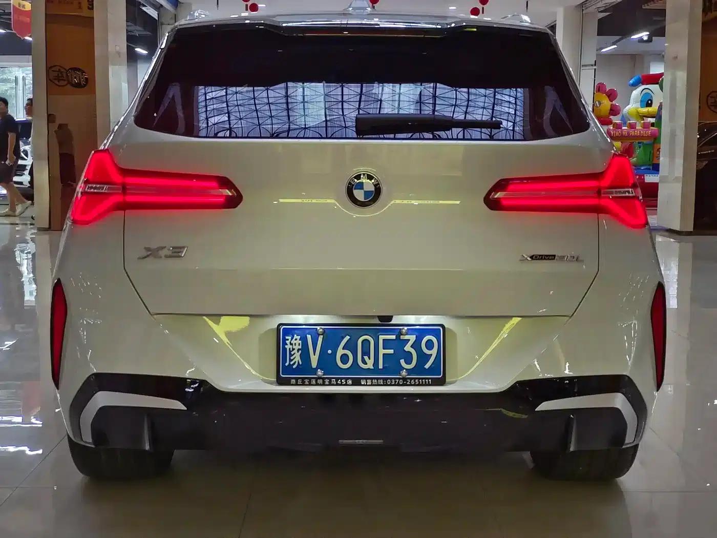 BMW X3 2025 xDrive30L Leading Edition M Sport Package — миниатюра 26