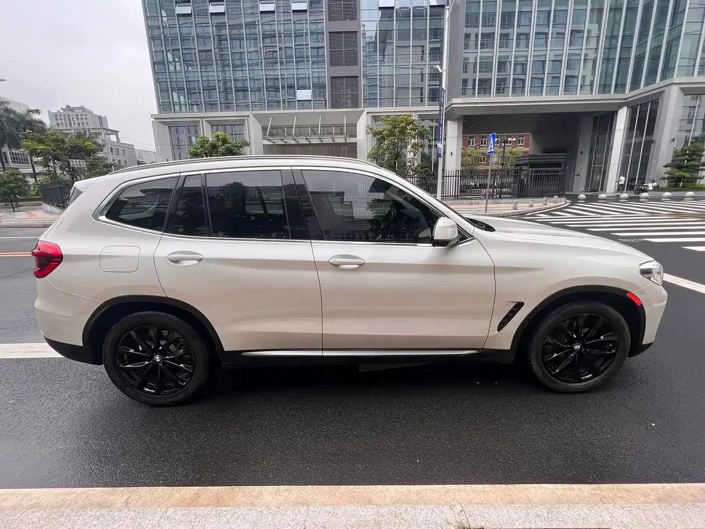 BMW X3 2021 xDrive25i Luxury Package — миниатюра 7