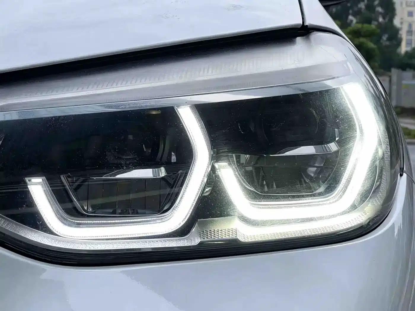 BMW X3 2021 xDrive25i Luxury Package — миниатюра 10