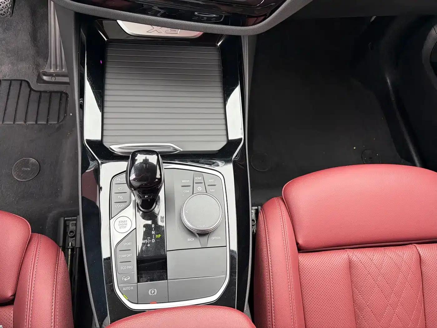 BMW X3 2023 xDrive30i Leading Edition M Sport Package — миниатюра 8