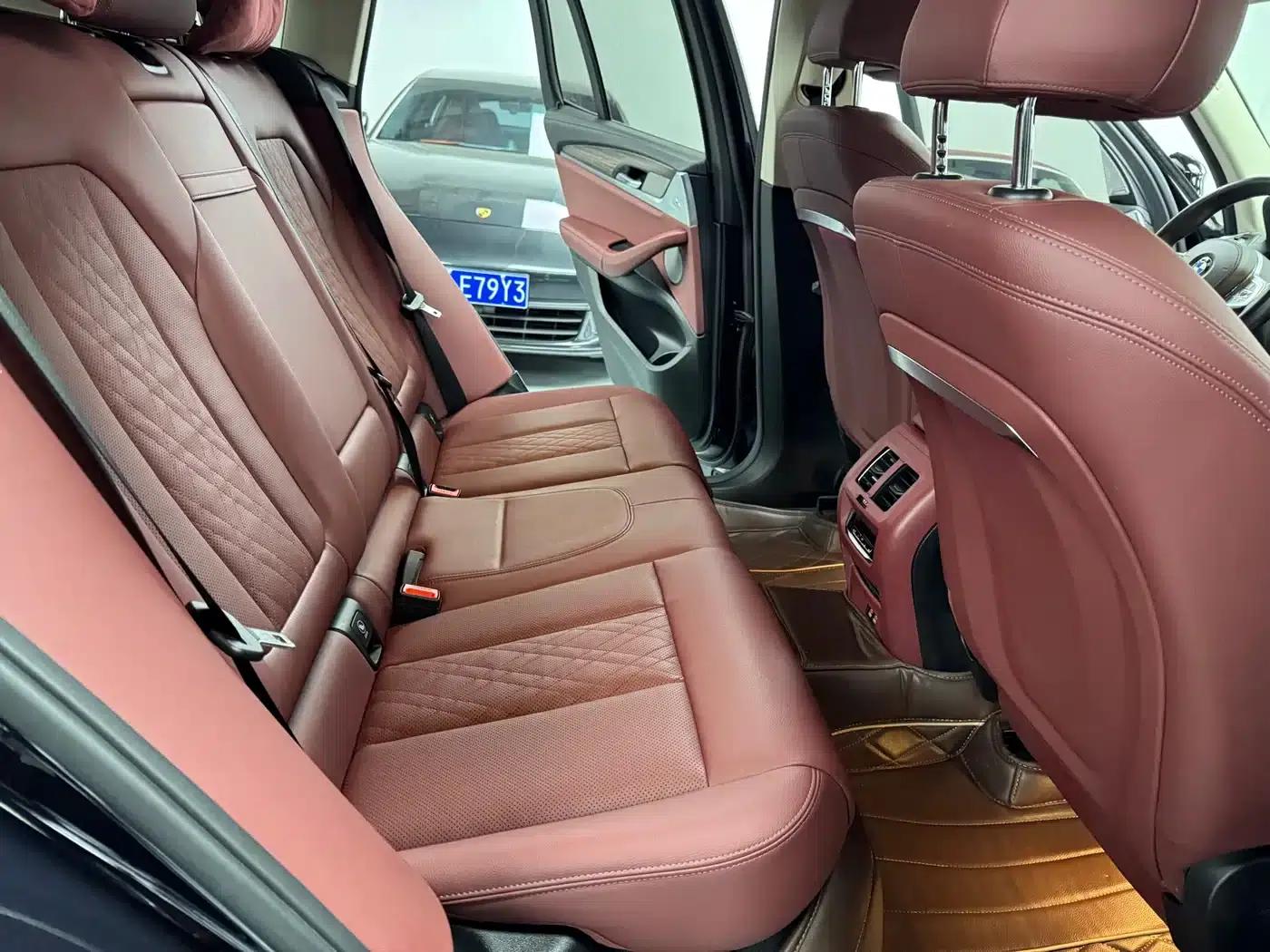 BMW X3 2023 xDrive30i Leading Edition M Sport Package — миниатюра 12