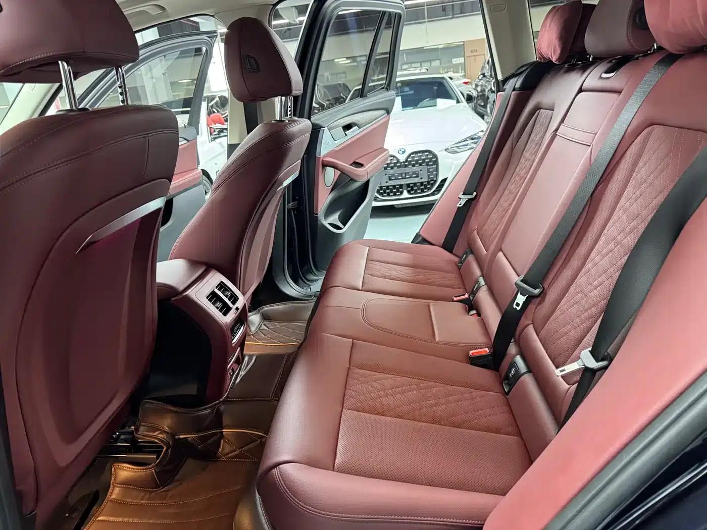 BMW X3 2023 xDrive30i Leading Edition M Sport Package — миниатюра 14