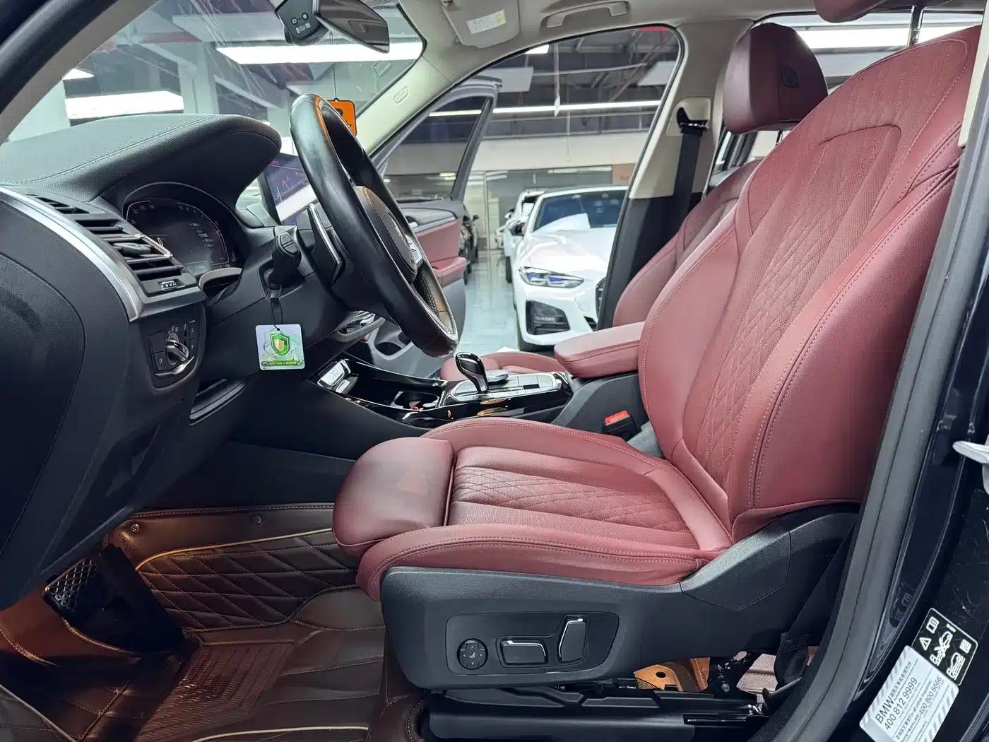 BMW X3 2023 xDrive30i Leading Edition M Sport Package — миниатюра 4