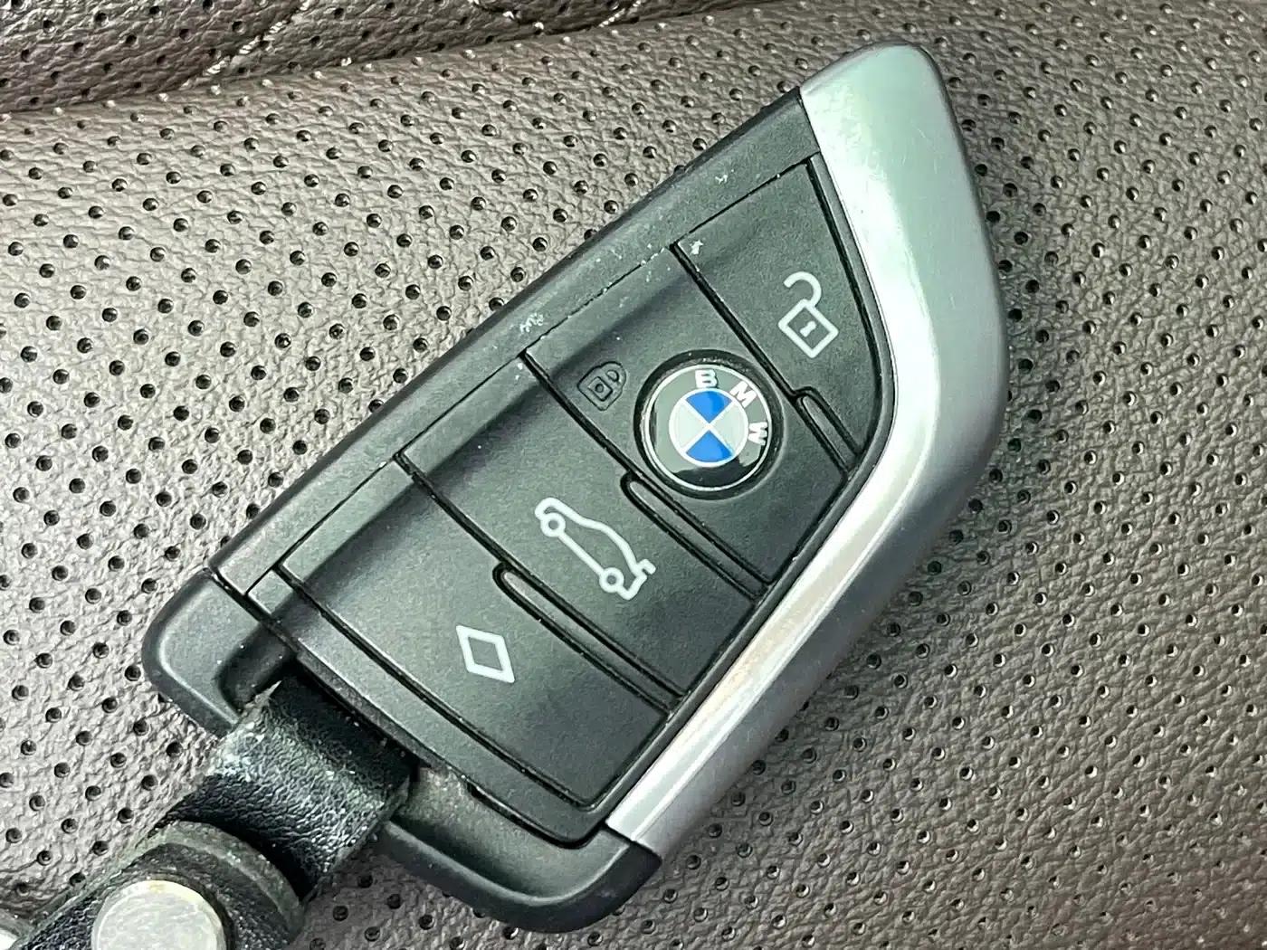 BMW X3 2022 xDrive30i Leading Edition M Sport Package — миниатюра 15