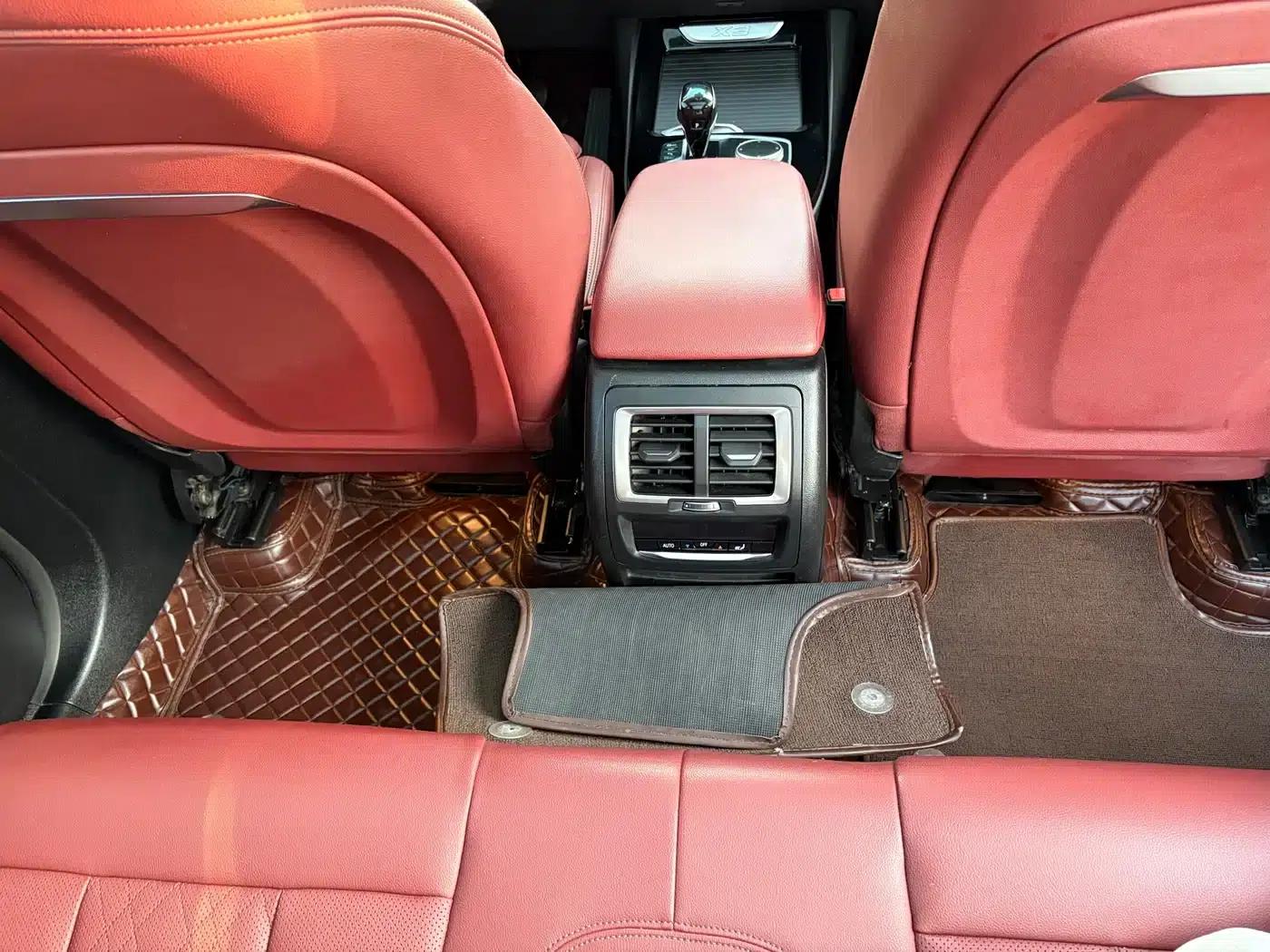 BMW X3 2022 xDrive30i Leading Edition M Sport Package — миниатюра 12