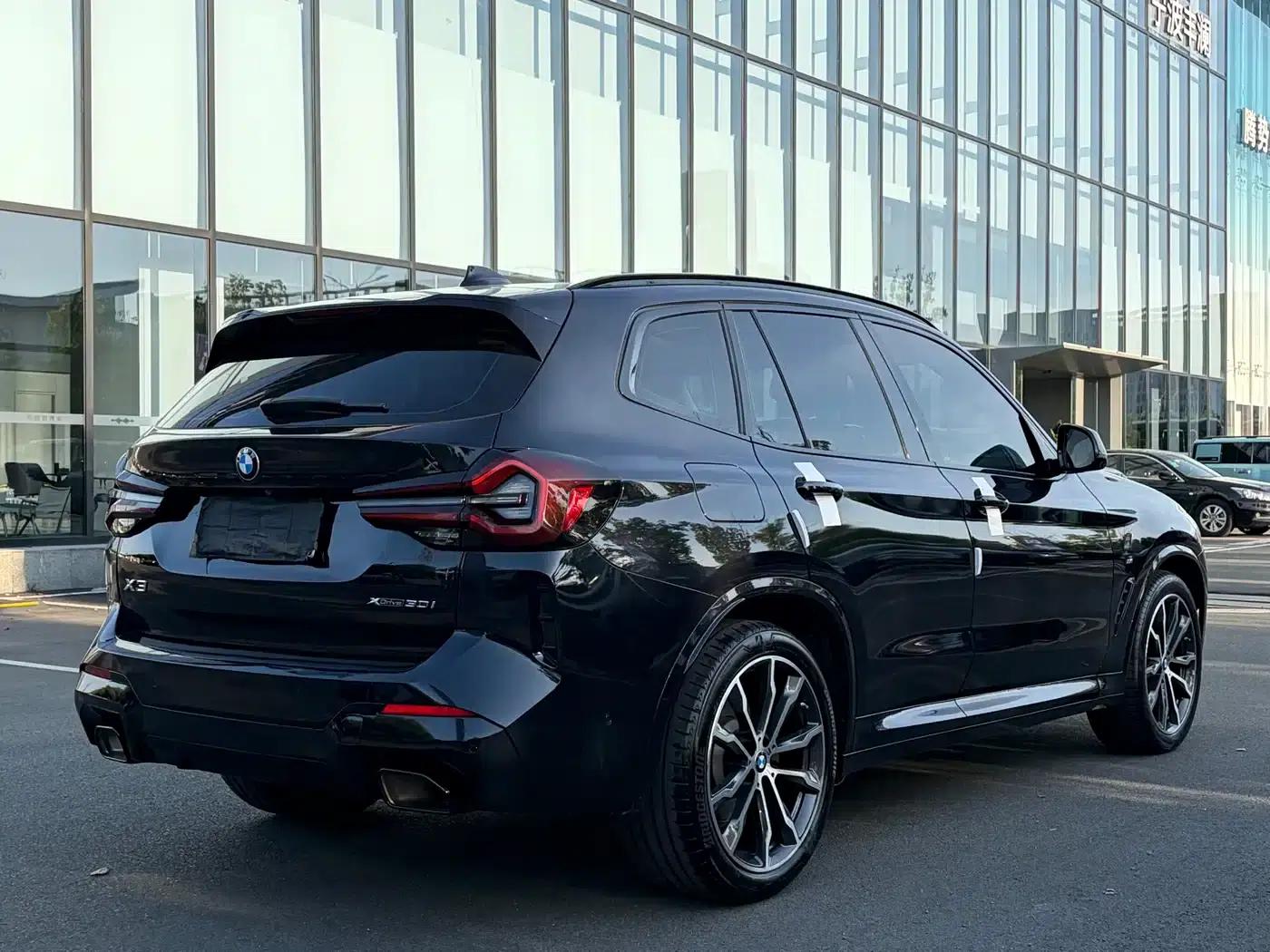 BMW X3 2022 xDrive30i Leading Edition M Sport Package — миниатюра 17