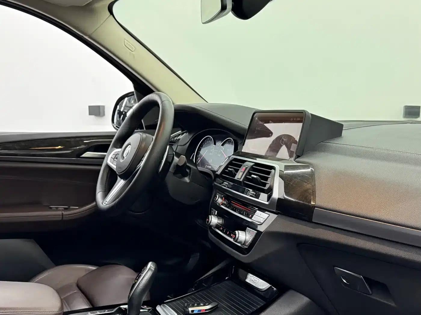 BMW X3 2018 xDrive30i Leading M Sport Package (China V Emission Standard) — миниатюра 10