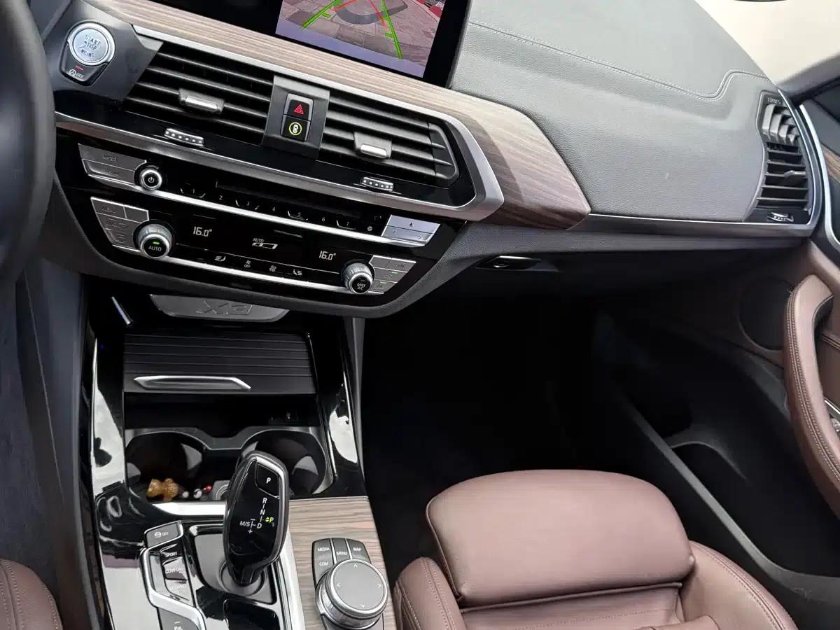 BMW X3 2019 xDrive28i Luxury Package — миниатюра 25
