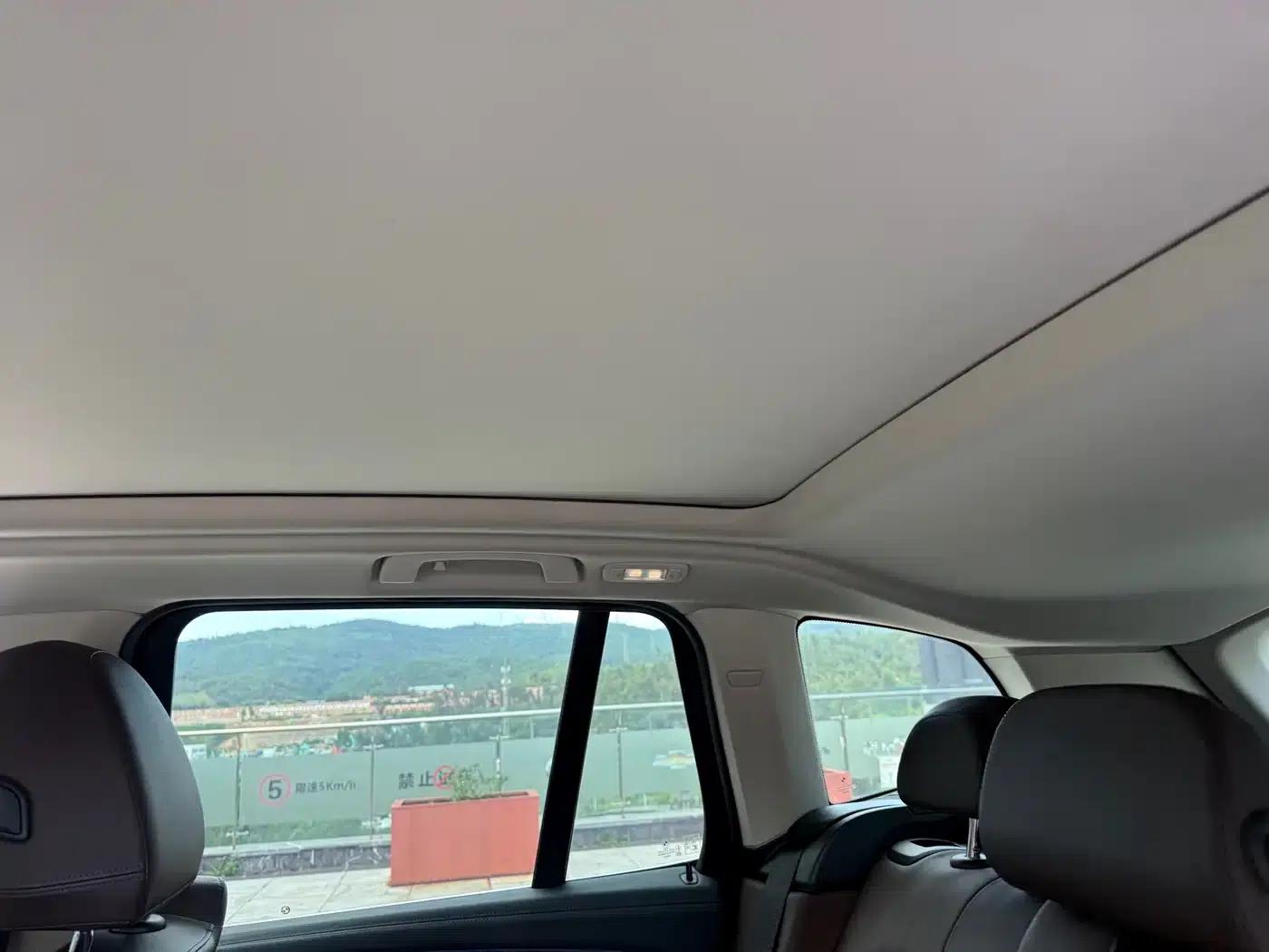 BMW X3 2019 xDrive28i Luxury Package — миниатюра 34