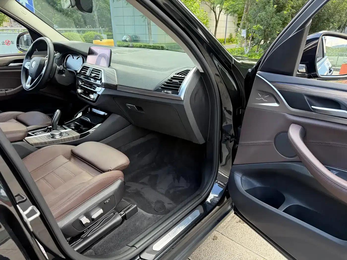 BMW X3 2019 xDrive28i Luxury Package — миниатюра 44