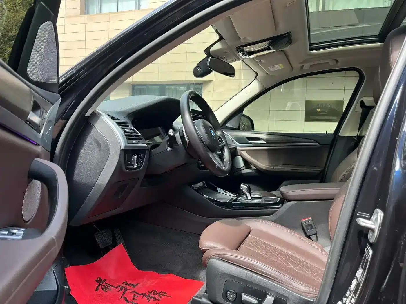 BMW X3 2022 xDrive30i Leading Edition M Sport Package — миниатюра 6