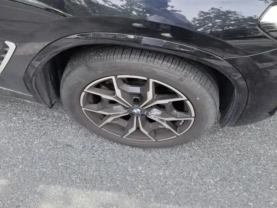 2023 BMW X3 xDrive25i M Sport Package — миниатюра 6