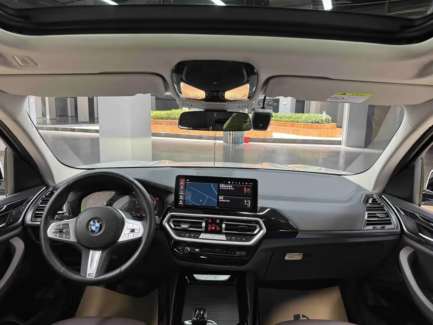 2022 BMW X3 xDrive25i M Sport Package — миниатюра 18