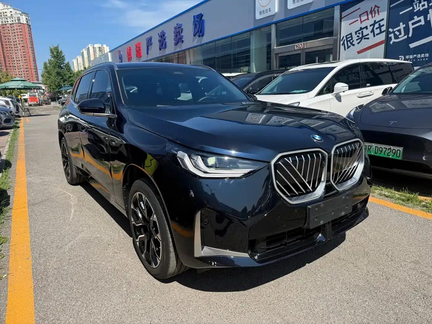 BMW X3 2025 xDrive30L Leading Edition M Sport Package — миниатюра 3