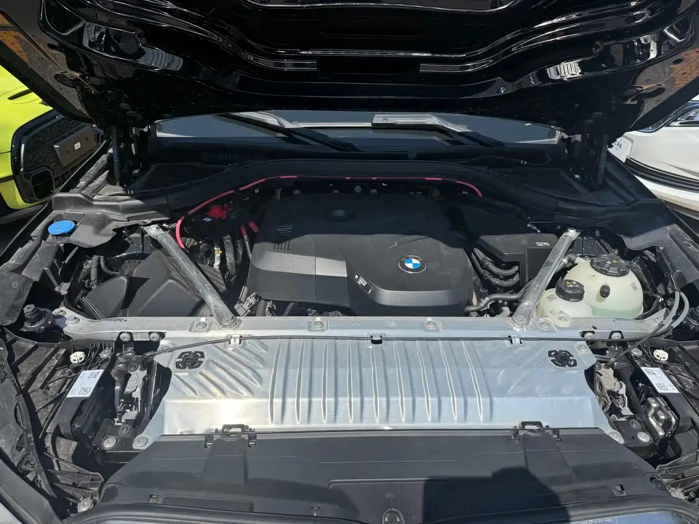 BMW X3 2025 xDrive30L Leading Edition M Sport Package — миниатюра 9