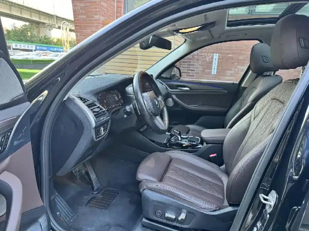 BMW X3 2023 xDrive30i Leading Edition M Sport Package — миниатюра 8