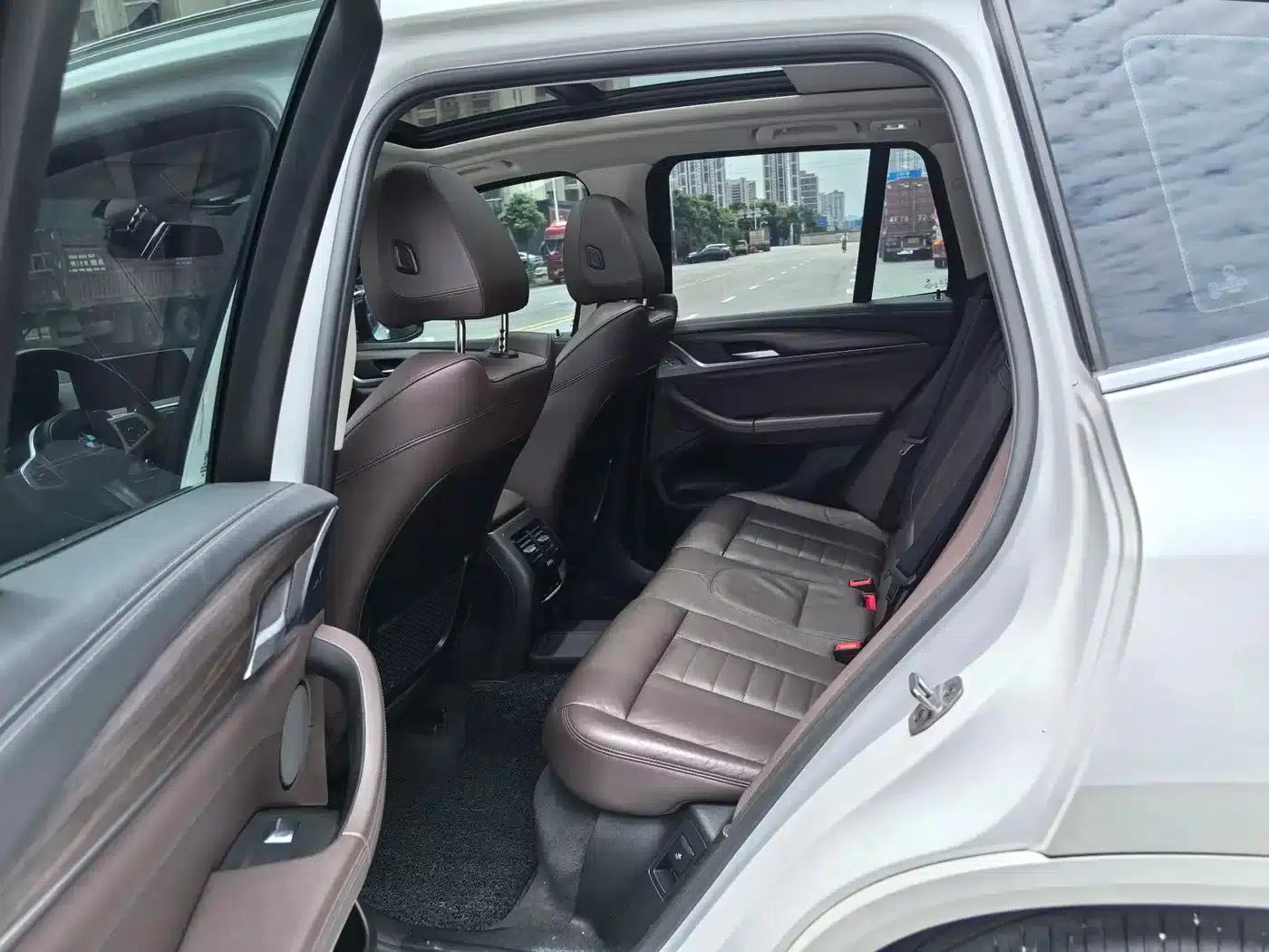 BMW X3 2020 xDrive28i M Sport Package — миниатюра 9