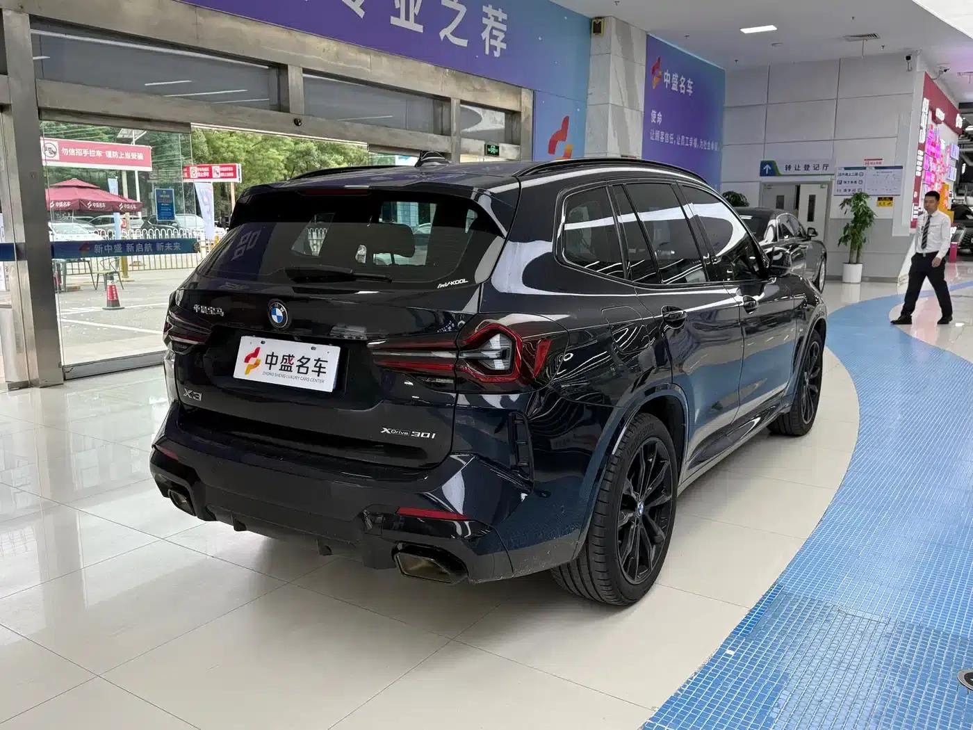BMW X3 2023 xDrive30i Luxury M Sport Package — миниатюра 6