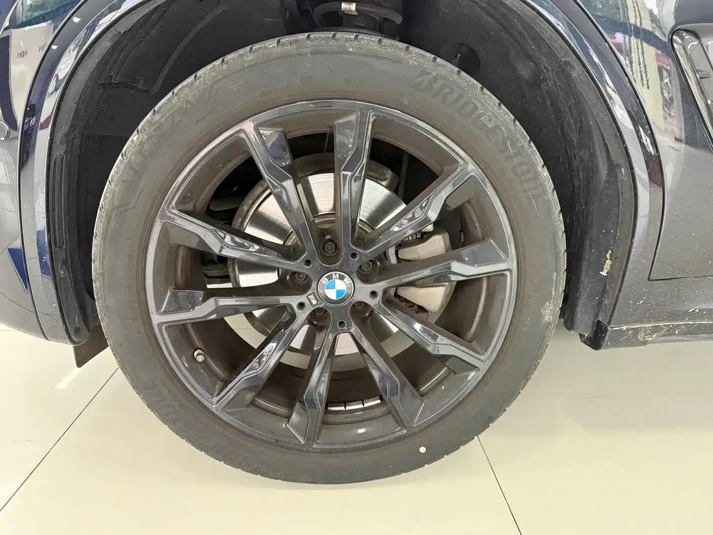 BMW X3 2023 xDrive30i Luxury M Sport Package — миниатюра 8