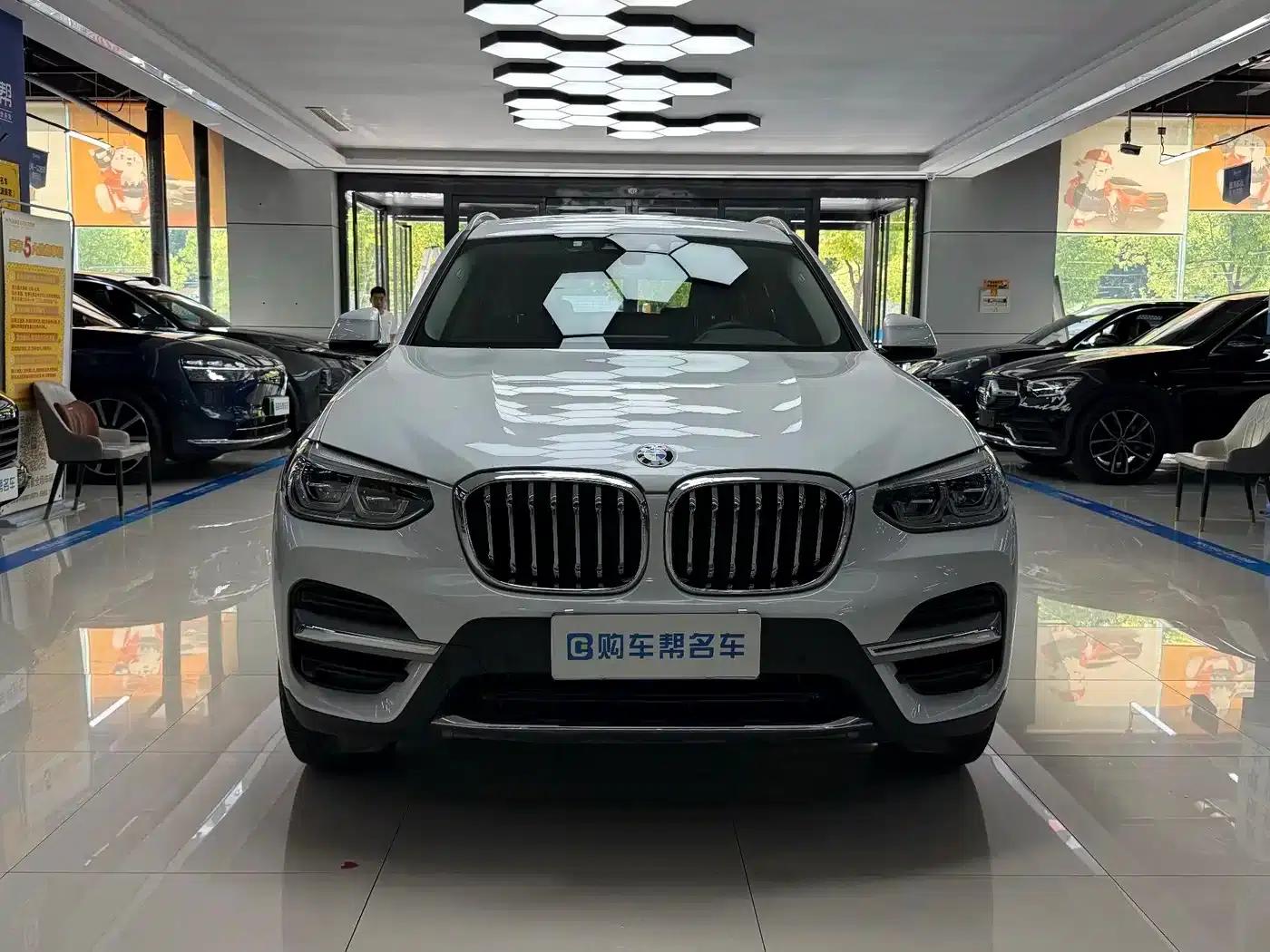 BMW X3 2021 xDrive28i Luxury Package — миниатюра 2