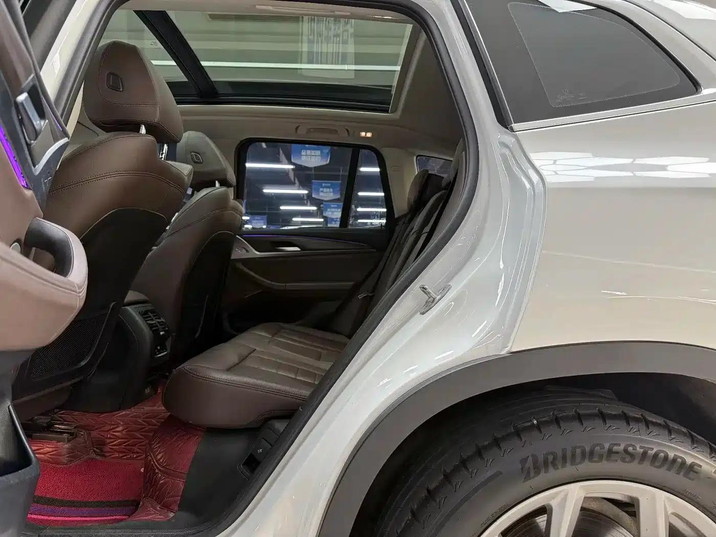 BMW X3 2021 xDrive28i Luxury Package — миниатюра 12