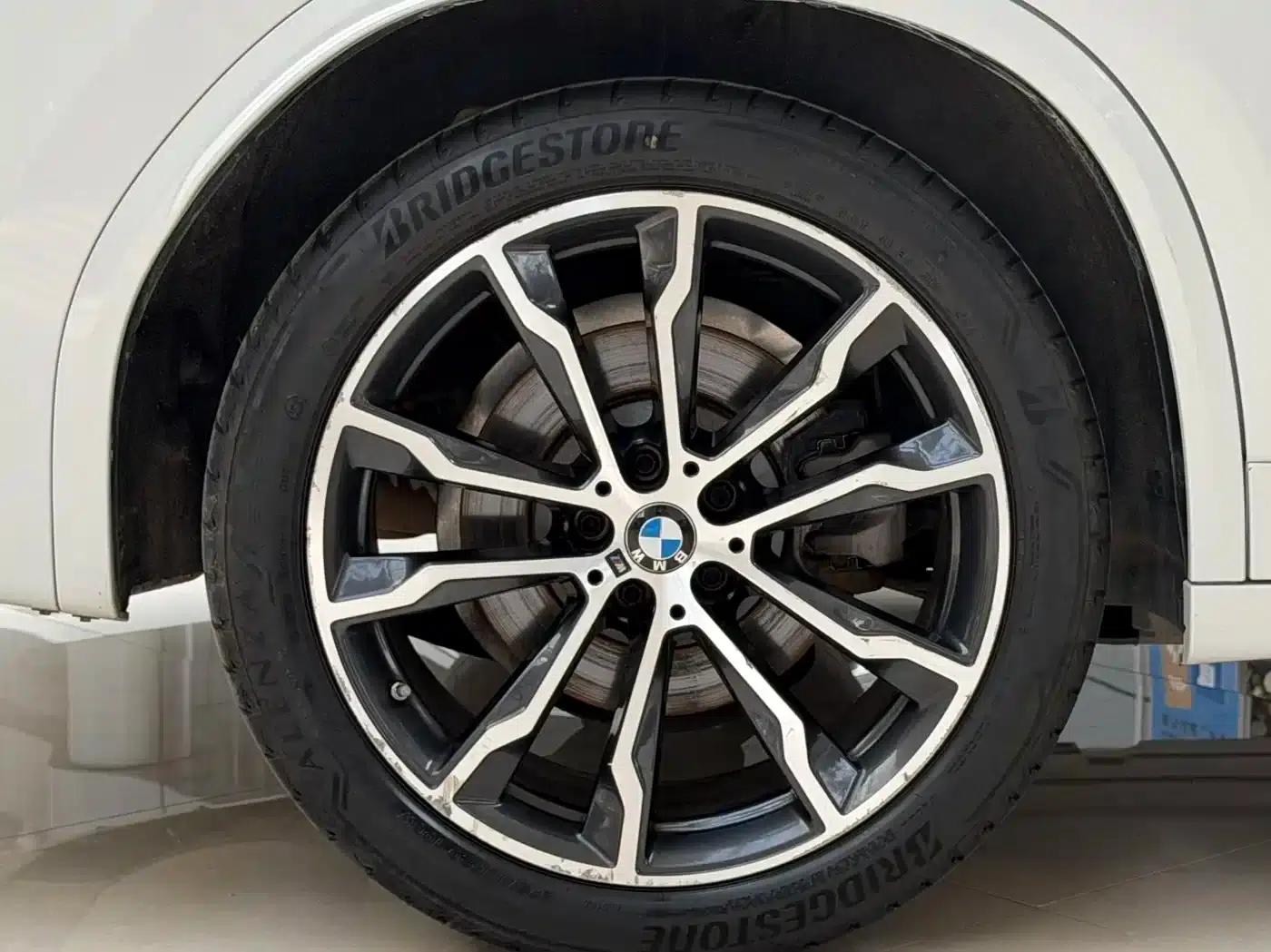 BMW X3 2022 xDrive30i Leading Edition M Sport Package — миниатюра 11