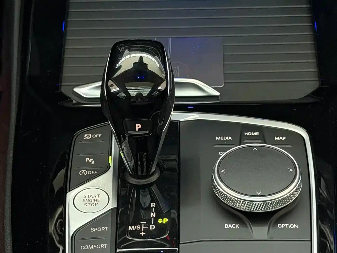 BMW X3 2022 xDrive30i Leading Edition M Sport Package — миниатюра 24