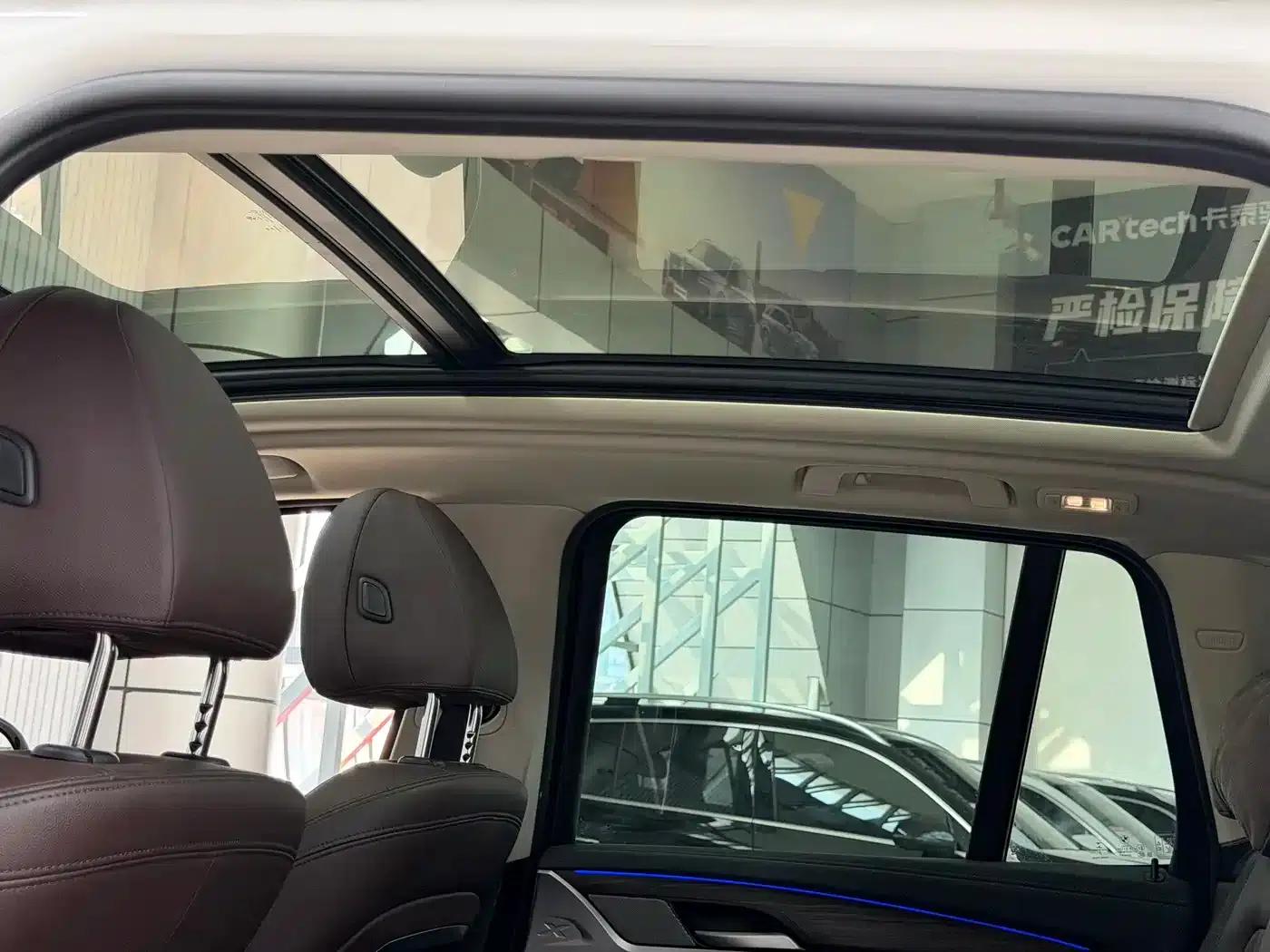 BMW X3 2022 xDrive30i Leading Edition M Sport Package — миниатюра 33