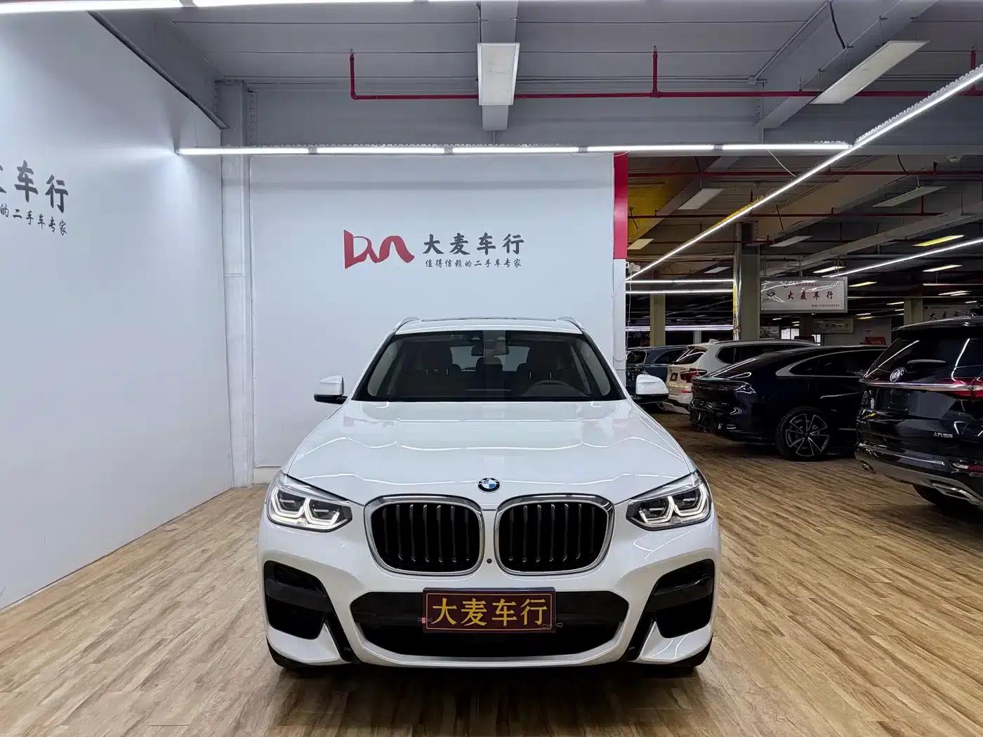 BMW X3 2020 xDrive30i Leading M Sport Package — миниатюра 2