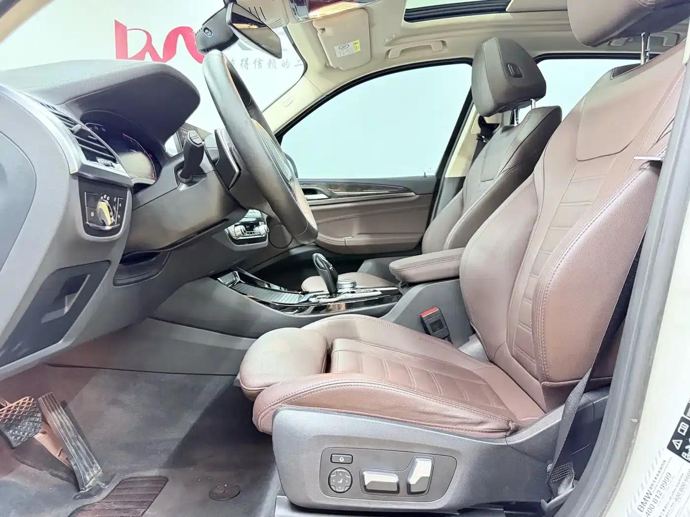 BMW X3 2020 xDrive30i Leading M Sport Package — миниатюра 20