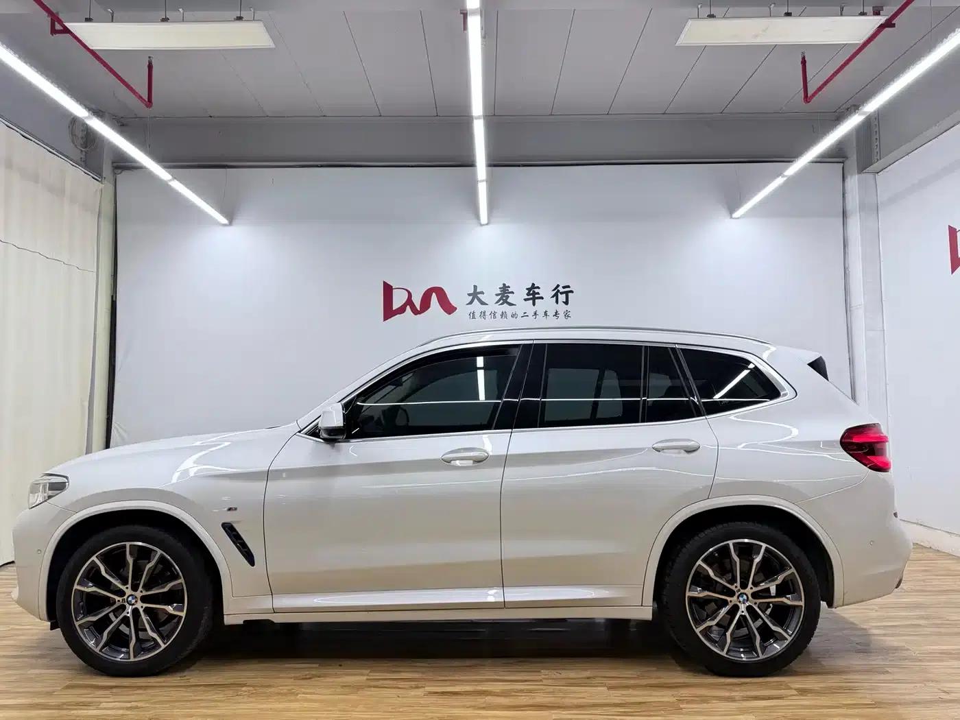 BMW X3 2020 xDrive30i Leading M Sport Package — миниатюра 4