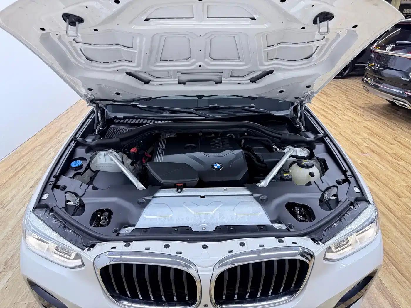 BMW X3 2020 xDrive30i Leading M Sport Package — миниатюра 9