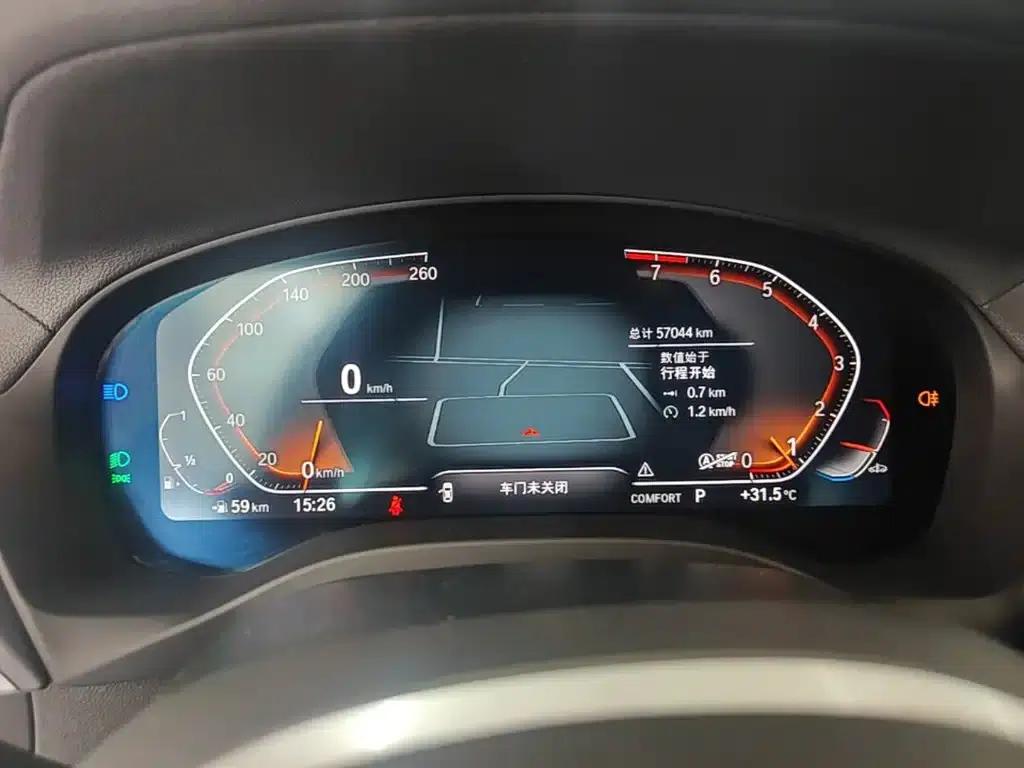BMW X3 2022 xDrive30i Leading Edition M Sport Package — миниатюра 12