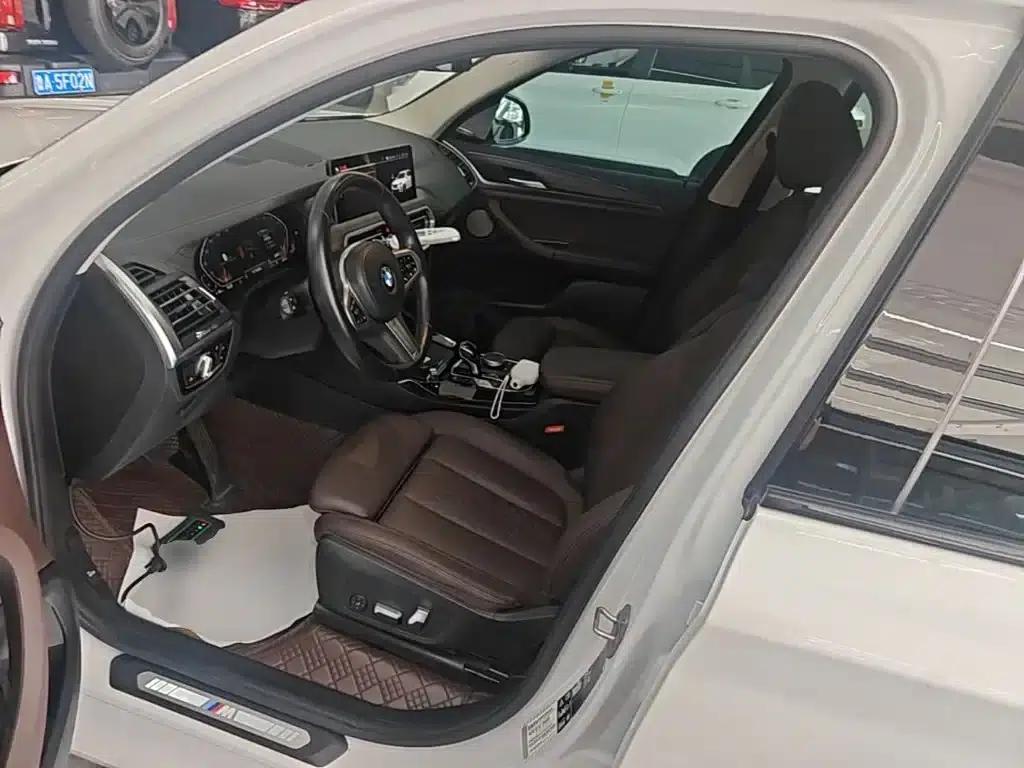 BMW X3 2022 xDrive30i Leading Edition M Sport Package — миниатюра 15