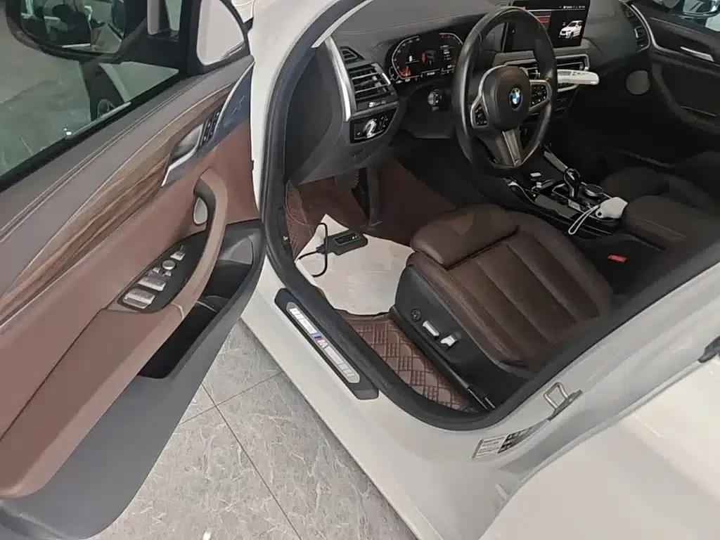 BMW X3 2022 xDrive30i Leading Edition M Sport Package — миниатюра 16