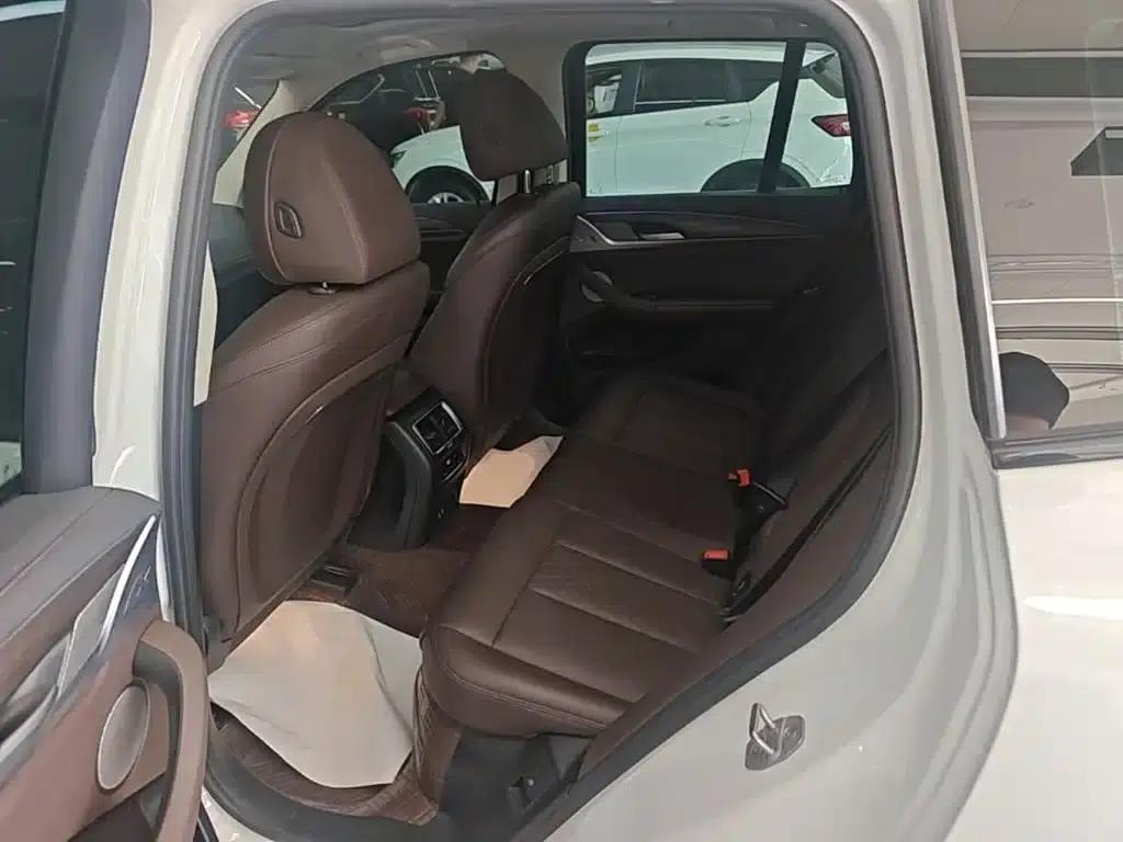 BMW X3 2022 xDrive30i Leading Edition M Sport Package — миниатюра 17