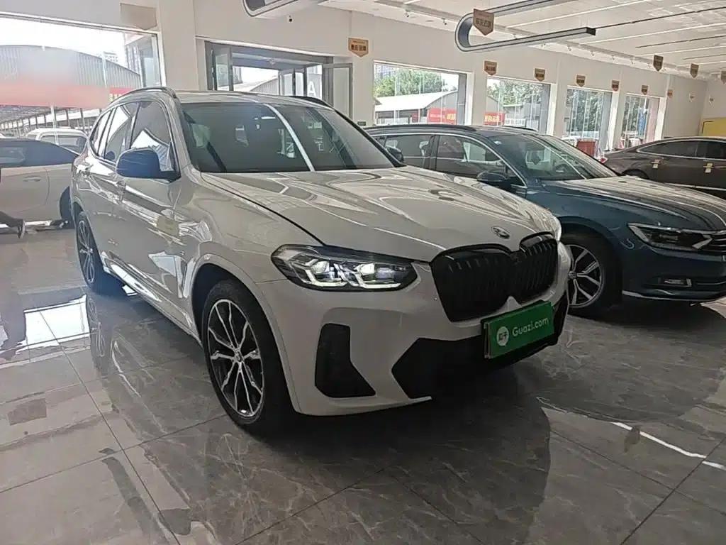 BMW X3 2022 xDrive30i Leading Edition M Sport Package — миниатюра 4