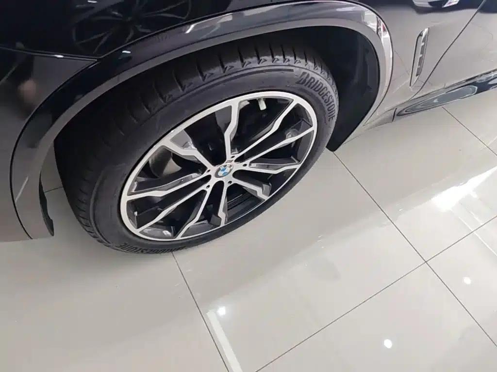 BMW X3 2022 xDrive30i Leading Edition M Sport Package — миниатюра 23