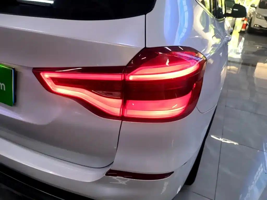 BMW X3 2020 xDrive28i Luxury Package — миниатюра 8