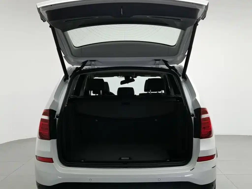 2016 BMW X3 sDrive20i (Imported) — миниатюра 16