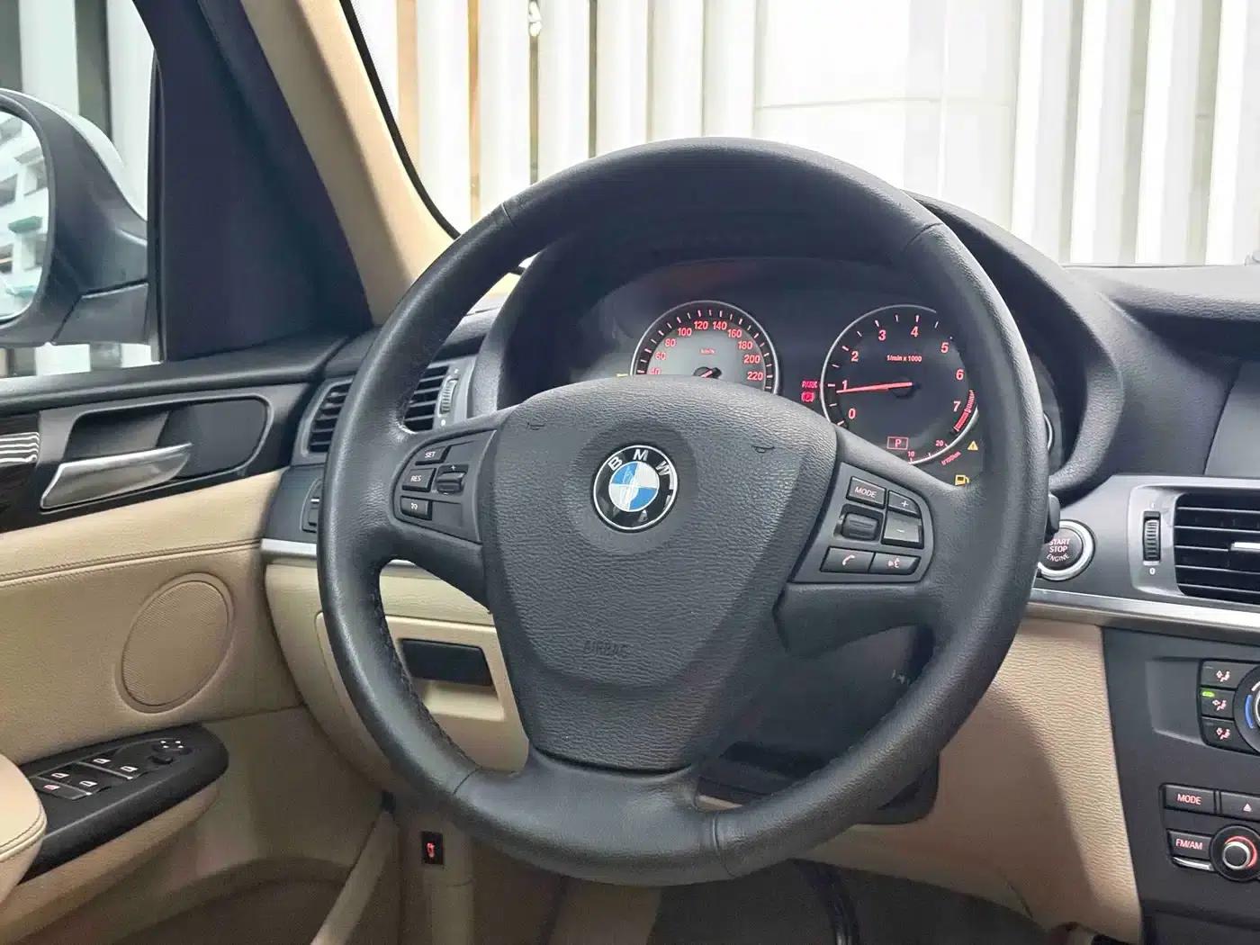 2013 BMW X3 Imported xDrive20i Luxury Model — миниатюра 10