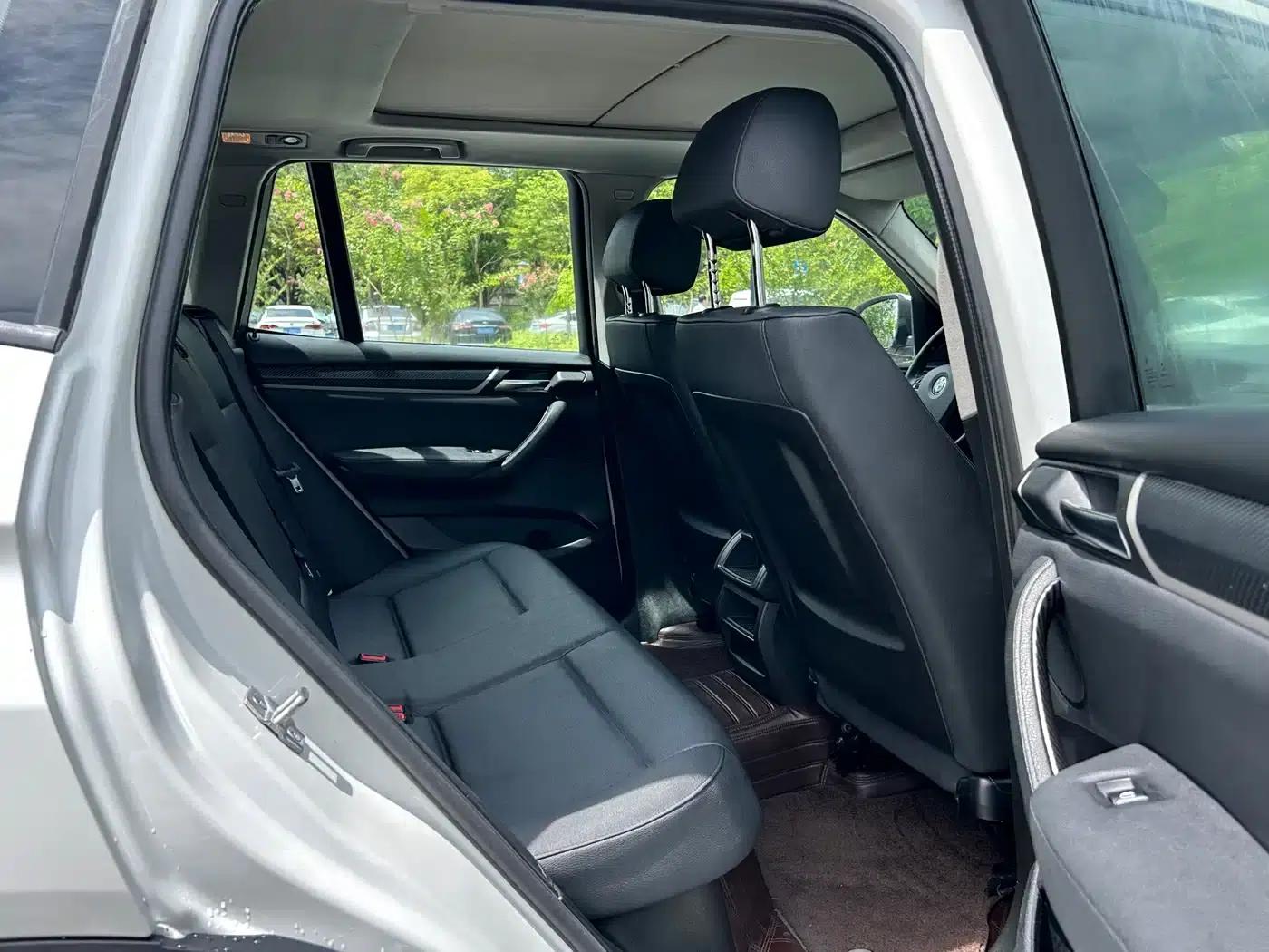 2016 BMW X3 sDrive20i (Imported) — миниатюра 11