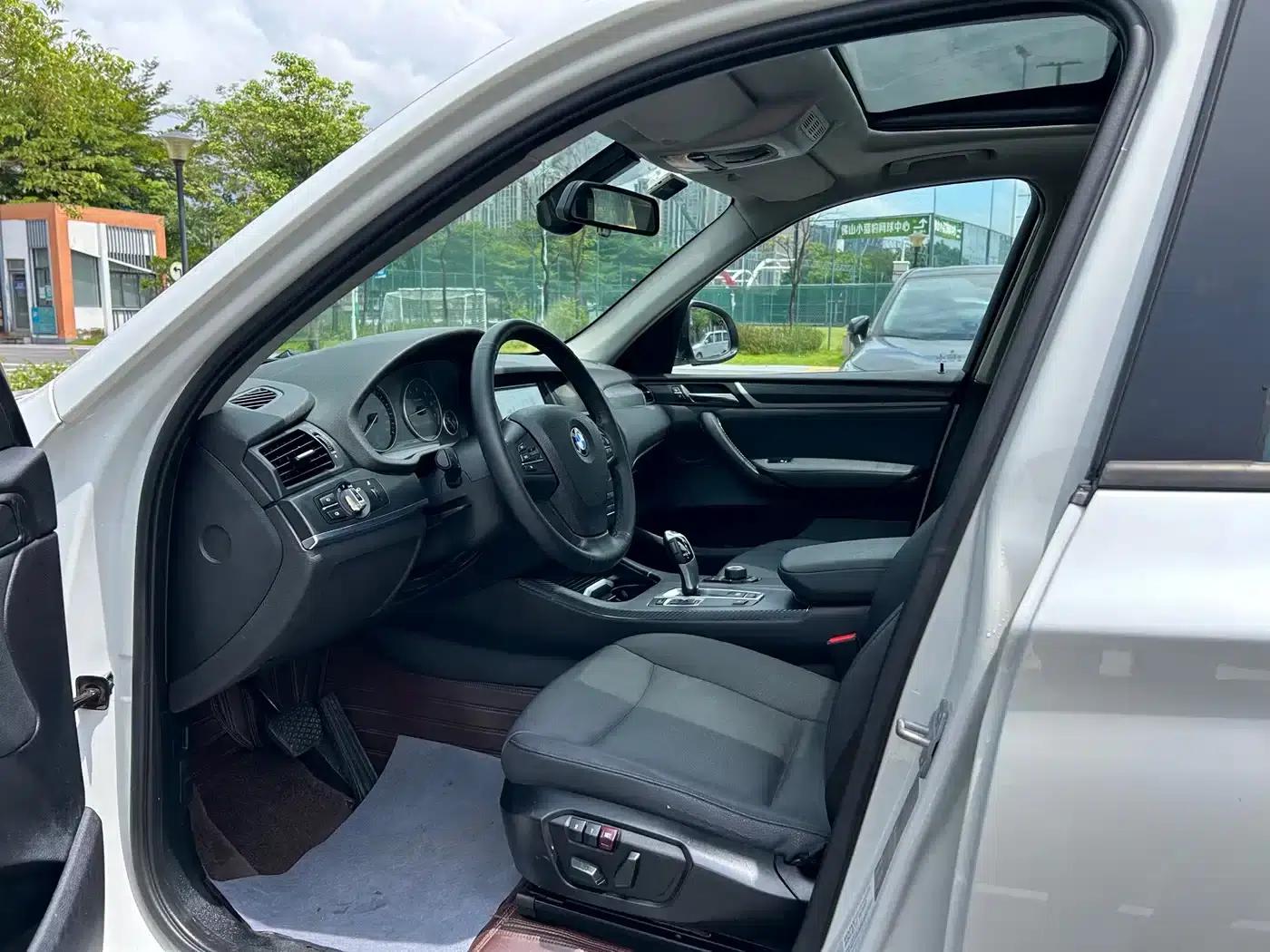 2016 BMW X3 sDrive20i (Imported) — миниатюра 23
